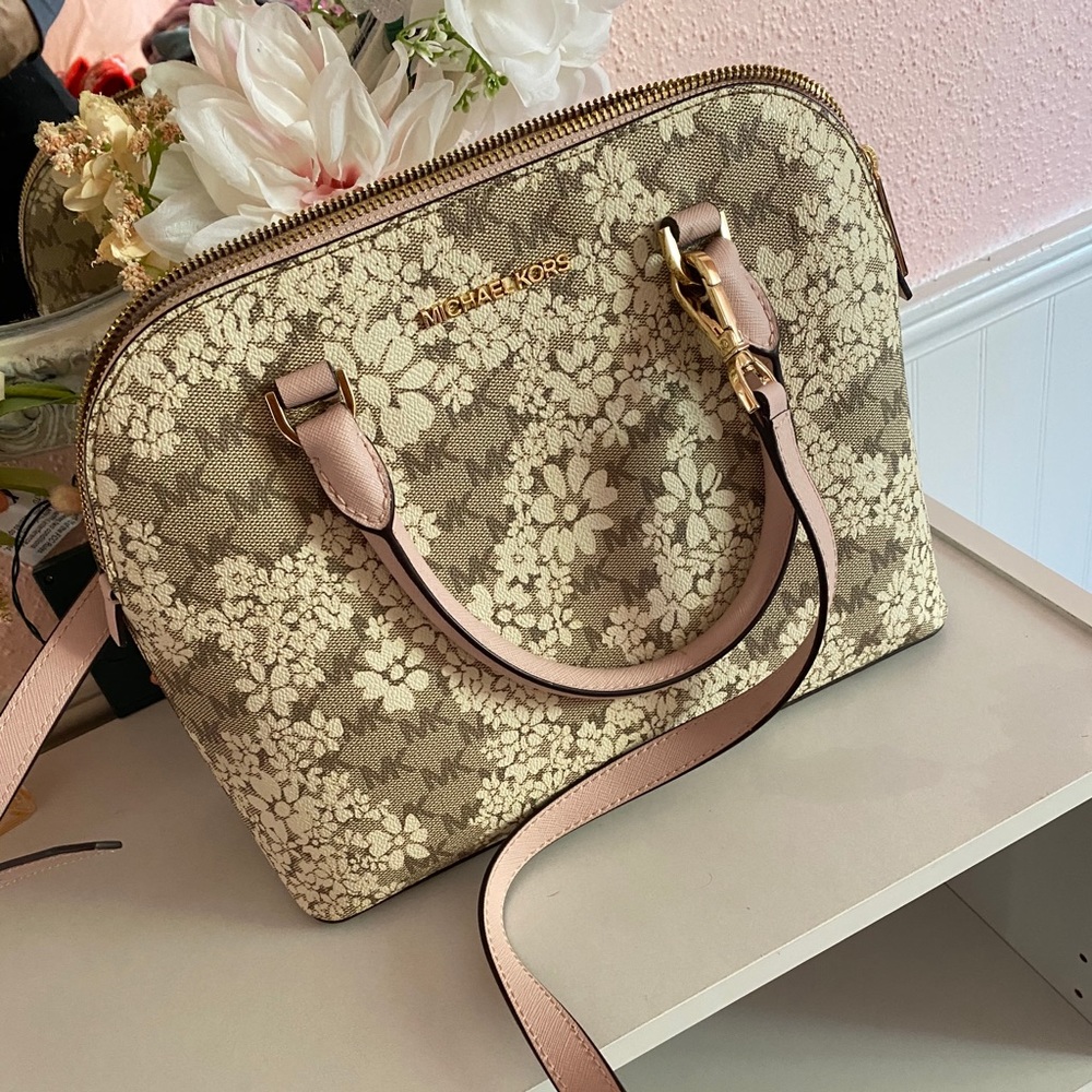 Micheal Kors strapped purse